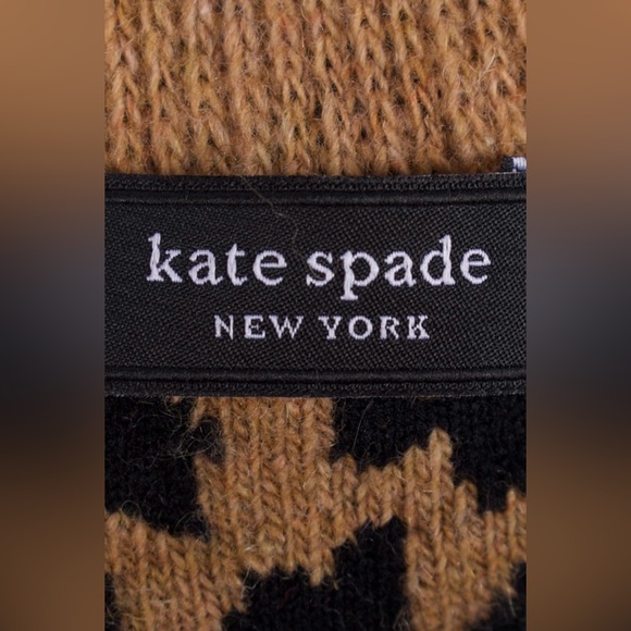 Kate Spade assorted 2-pack animal pattern crew socks - Size 5-10 - New - Picture 2 of 4